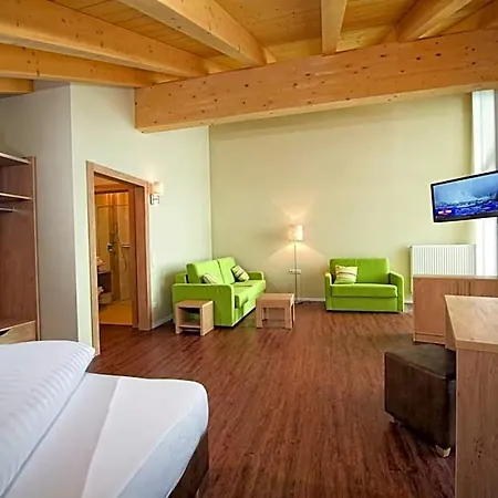 Alpina Hotel